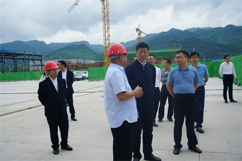 2021年5月20日，湖南省張家界市委副書(shū)記、代市長(zhǎng)王洪斌一行蒞臨湖南萬(wàn)眾筑工科技有限公司指導(dǎo)工作